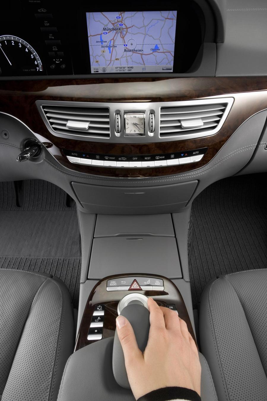  Mercedes-Benz S-Class 2007 года  (фото 408 из 414)